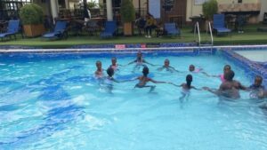 Long Holiday Kids Swimming Classes For Beginners